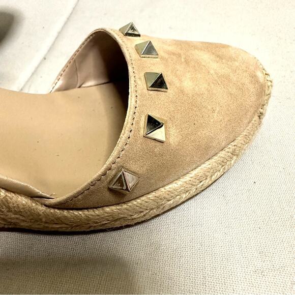 MARC FISHER SAKLINA ESPADRILLE STUDDED WEDGE SANDAL SHOE TAN WOMENS 7M - Picture 9 of 11